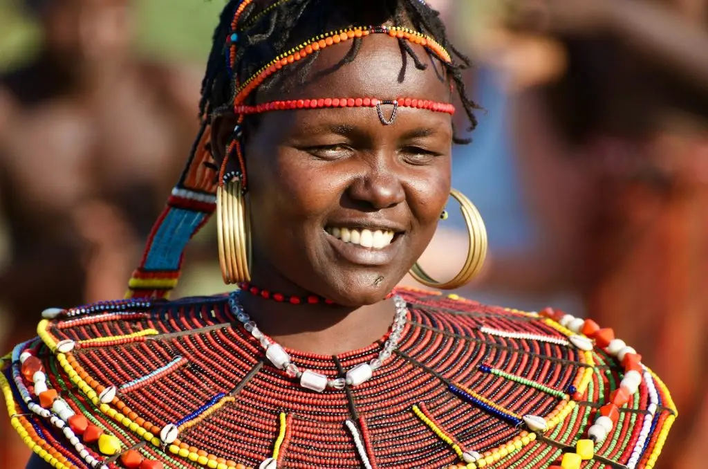 code switching: woman in red and blue dress